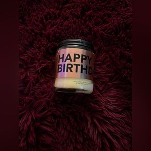 Happy birthday, single wick candle, Bath and Body Works •lightly burned•